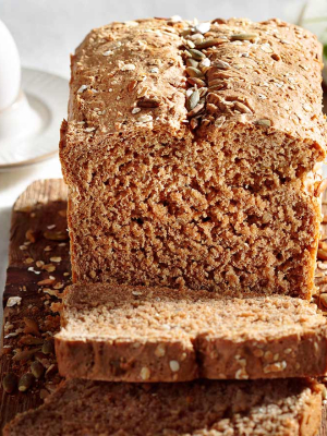 Ψωμί ντίνκελ με προζύμι & σπόρους