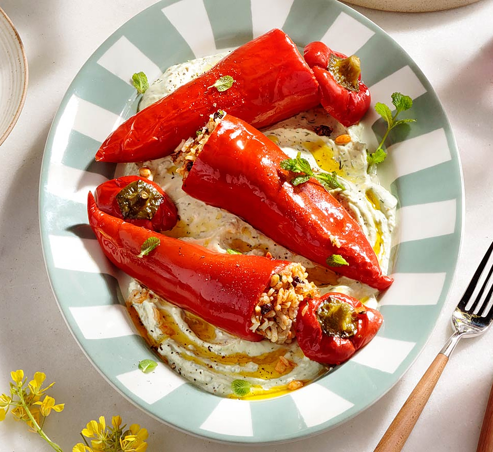 πιπεριές γεμιστές στην κατσαρόλα