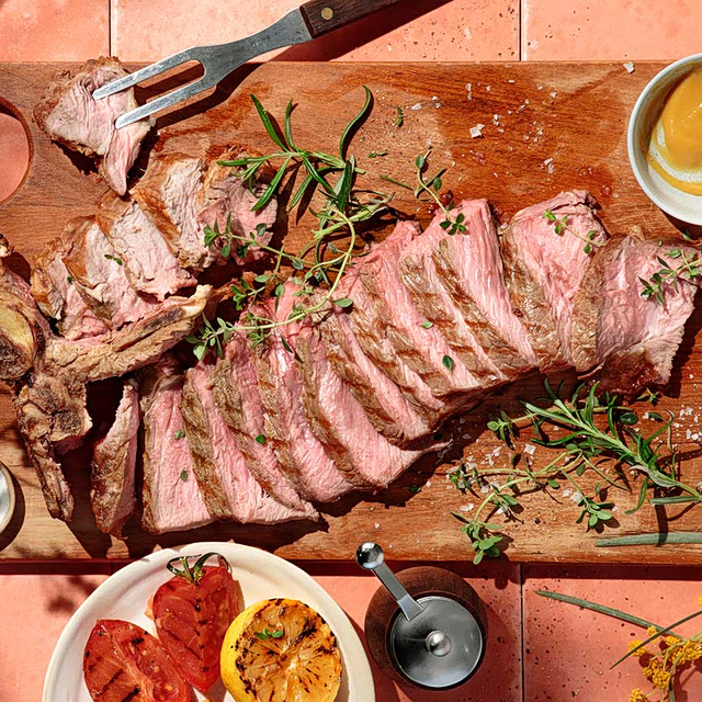 Ζουμερό T-Bone στη σχάρα