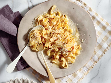 Fettuccine alfredo