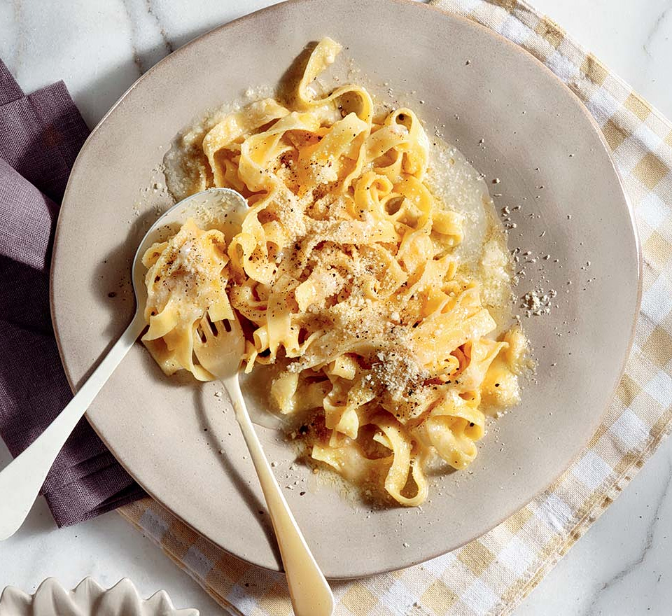 φετουτσίνι alfredo - fettuccine alfredo